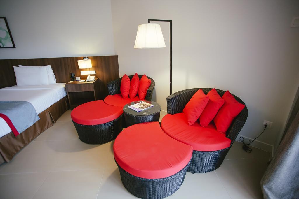 منتجع وسبا ساند آند ساندلز ديزارو بيتش دِسارو المظهر الخارجي الصورة A room at the hotel